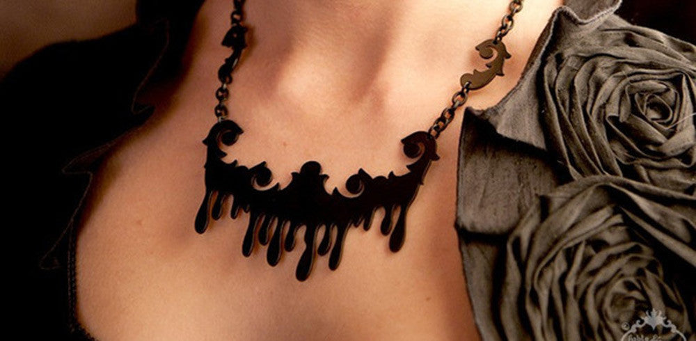 Baroque Drip Necklace