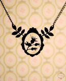 Victorian Framed Leaves necklace in black stainless steel